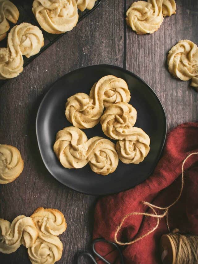 German Holiday Spritz Cookies Recipe